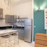 Regent House Deluxe 1 Bedroom Apartment